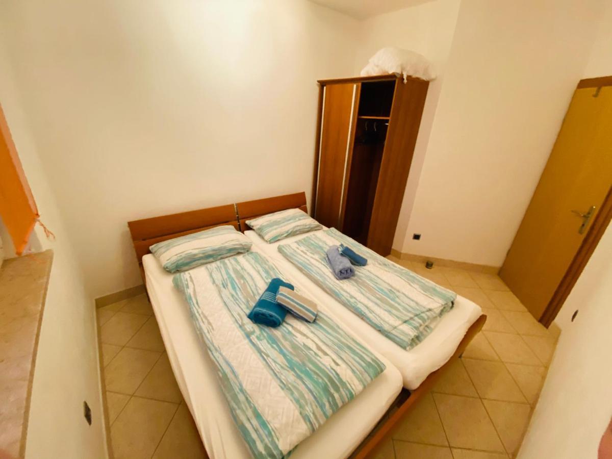 Apartmani-Joe Podglavica ภายนอก รูปภาพ