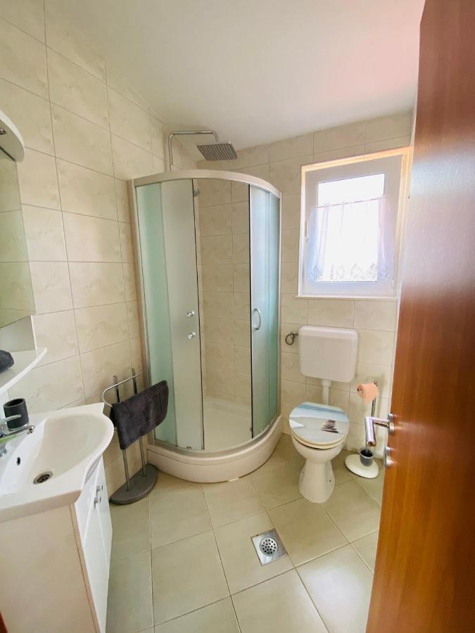 Apartmani-Joe Podglavica ภายนอก รูปภาพ